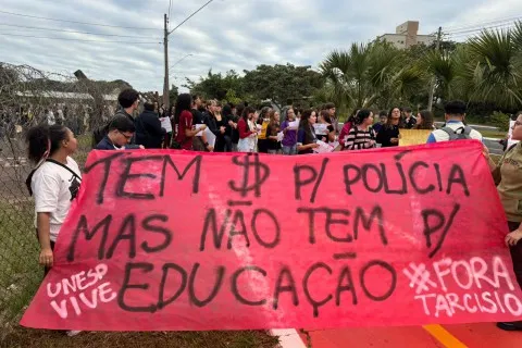 ENTRE A FARIA LIMA E BAURU: TARCÍSIO FOGE DO DIÁLOGO E AMPLIA O CONFRONTO COM ESTUDANTES E TRABALHADORES